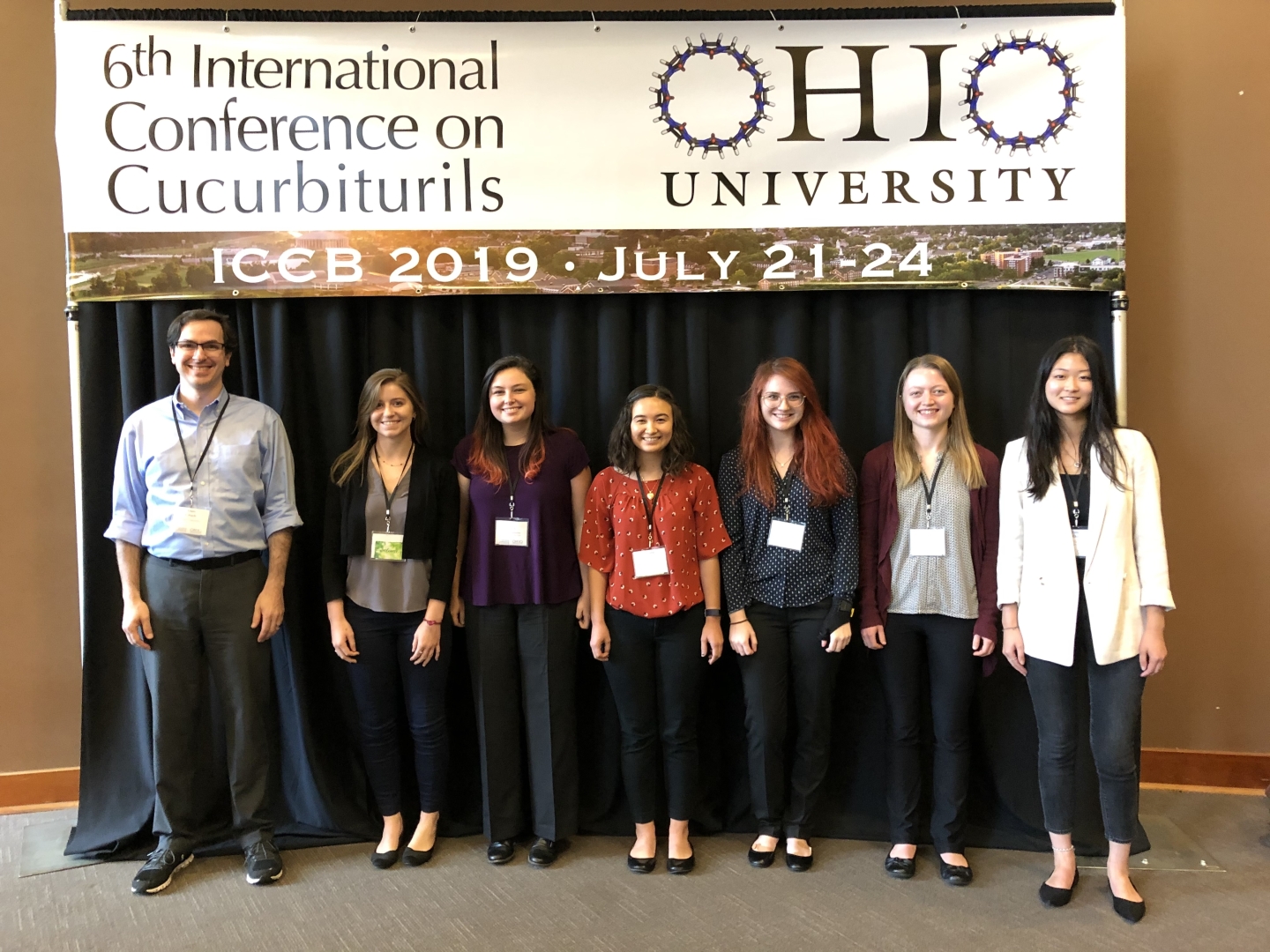 Summer 2019 group photo Summer 2019 with Professor Urbach and six students